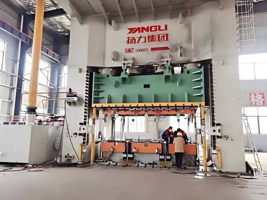双机一体油温机赋能大型复合材料高品质生产